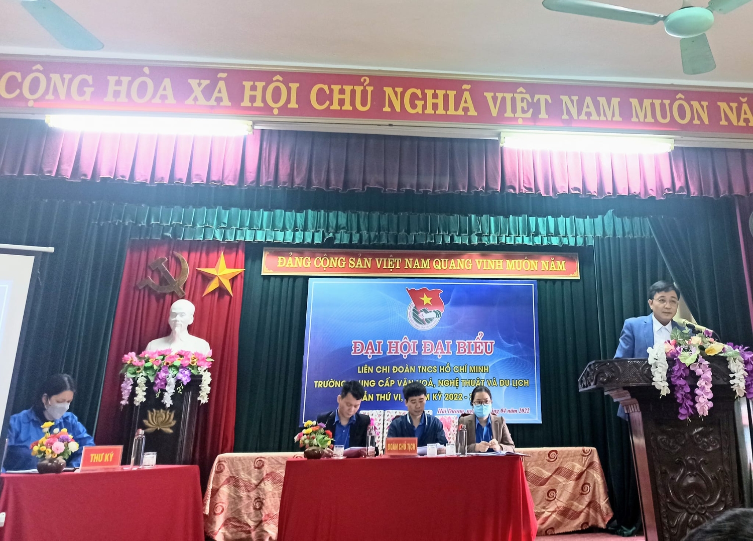 Đại hội Đại biểu Liên Chi Đoàn TNCS Hồ Chí Minh khóa VI, nhiệm kì 2022 - 2024